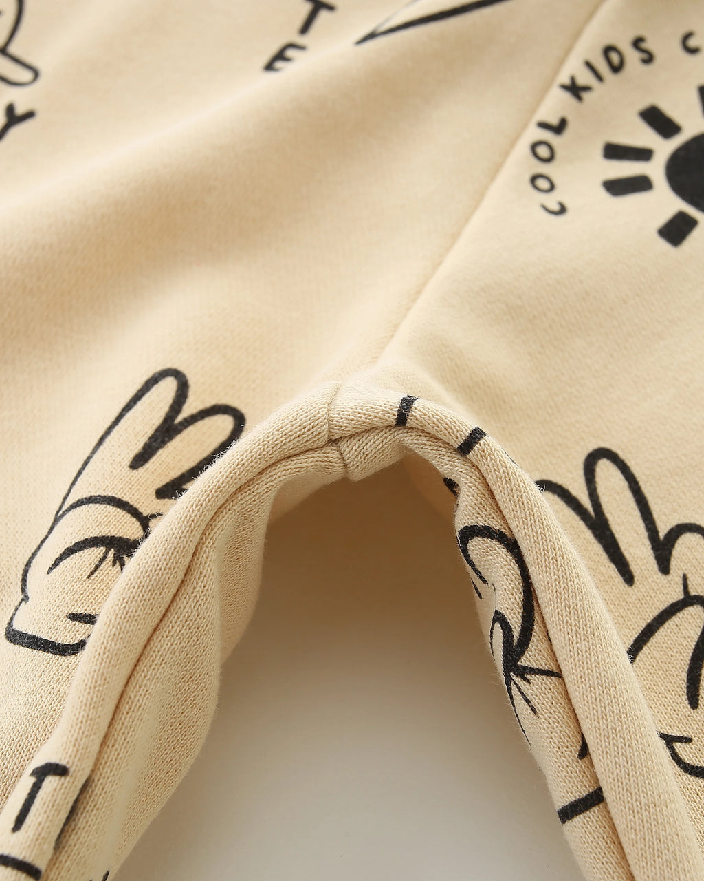 Boys' Hooded Sweatshirt for Autumn & Winter, Skin-Friendly & Durable, Suitable for Home & Outdoor Play